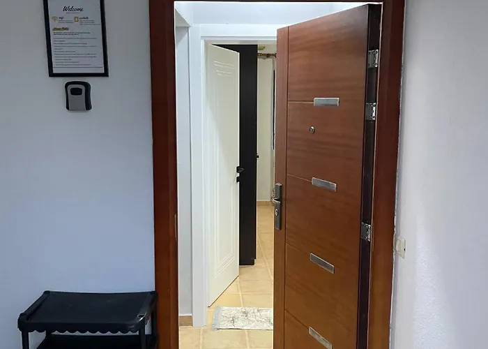 Homes Point Golem (Tirana)