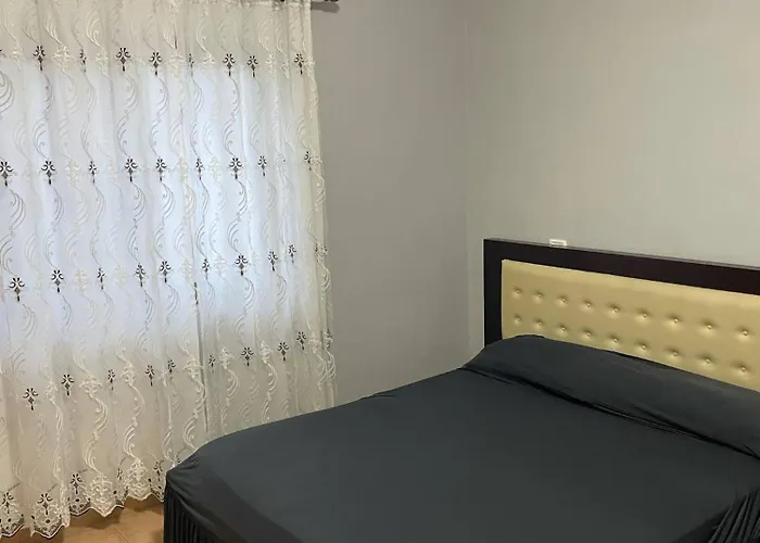 Homes Point Golem (Tirana)